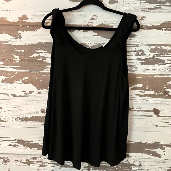 e Luna Ruffled Solid Tank Top - Picture 4 of 4